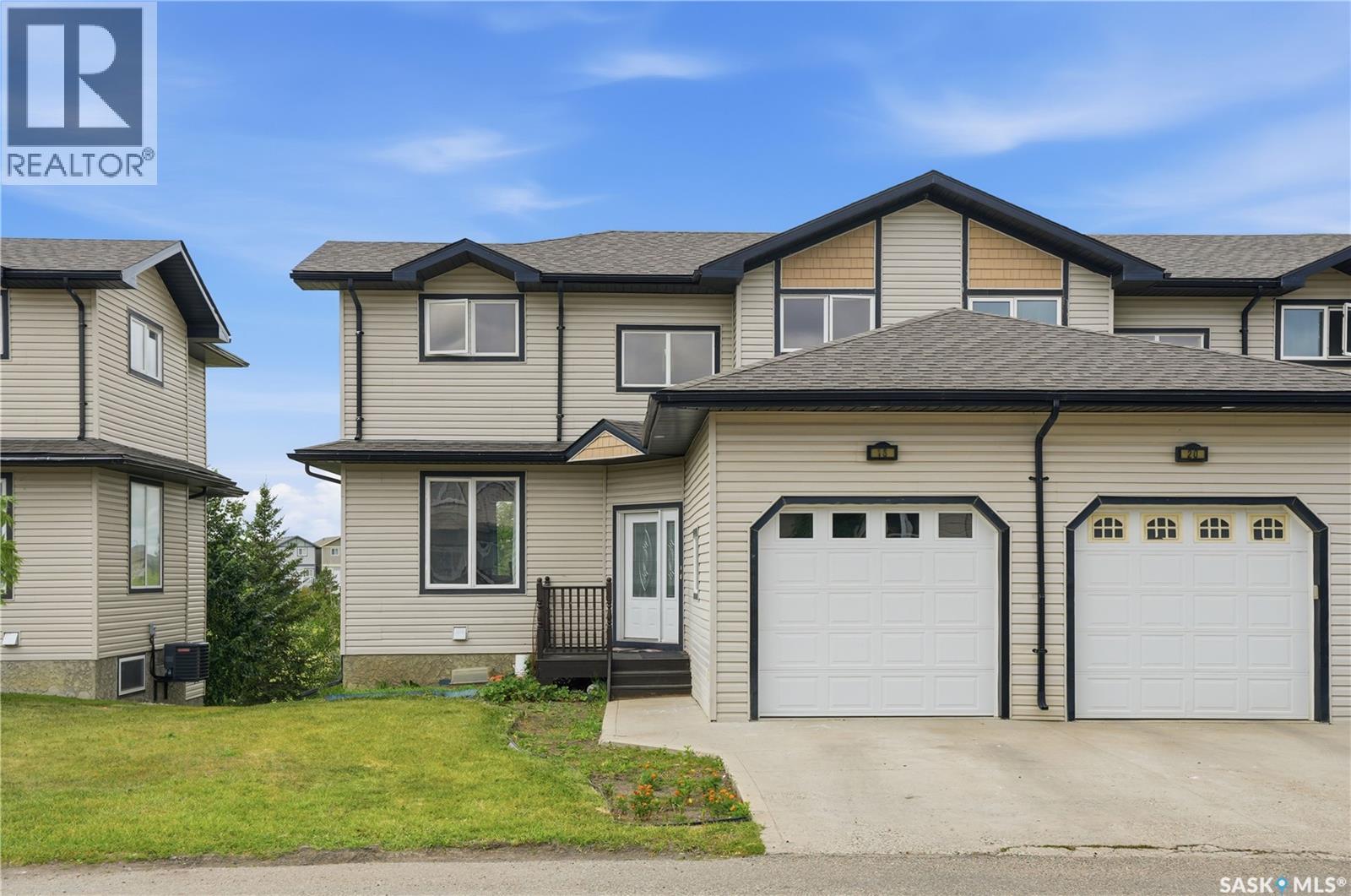 18 118 Hampton Circle, Saskatoon, Saskatchewan  S7R 0C9 - Photo 1 - SK046666