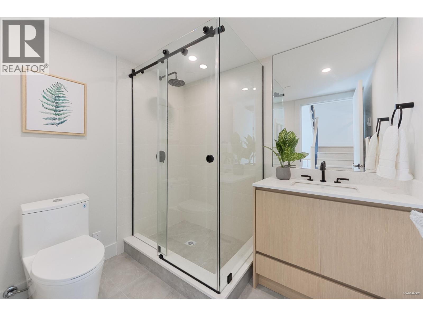 103 1406 E 18th Avenue, Vancouver, British Columbia V1V 1V1 - Photo 6 - R3158808