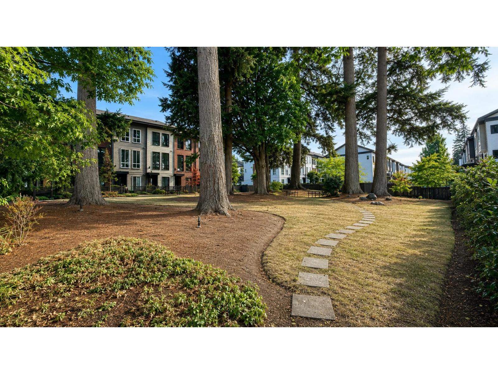 70 15898 27 Avenue, Surrey, British Columbia  V3Z 0T2 - Photo 3 - R3158735