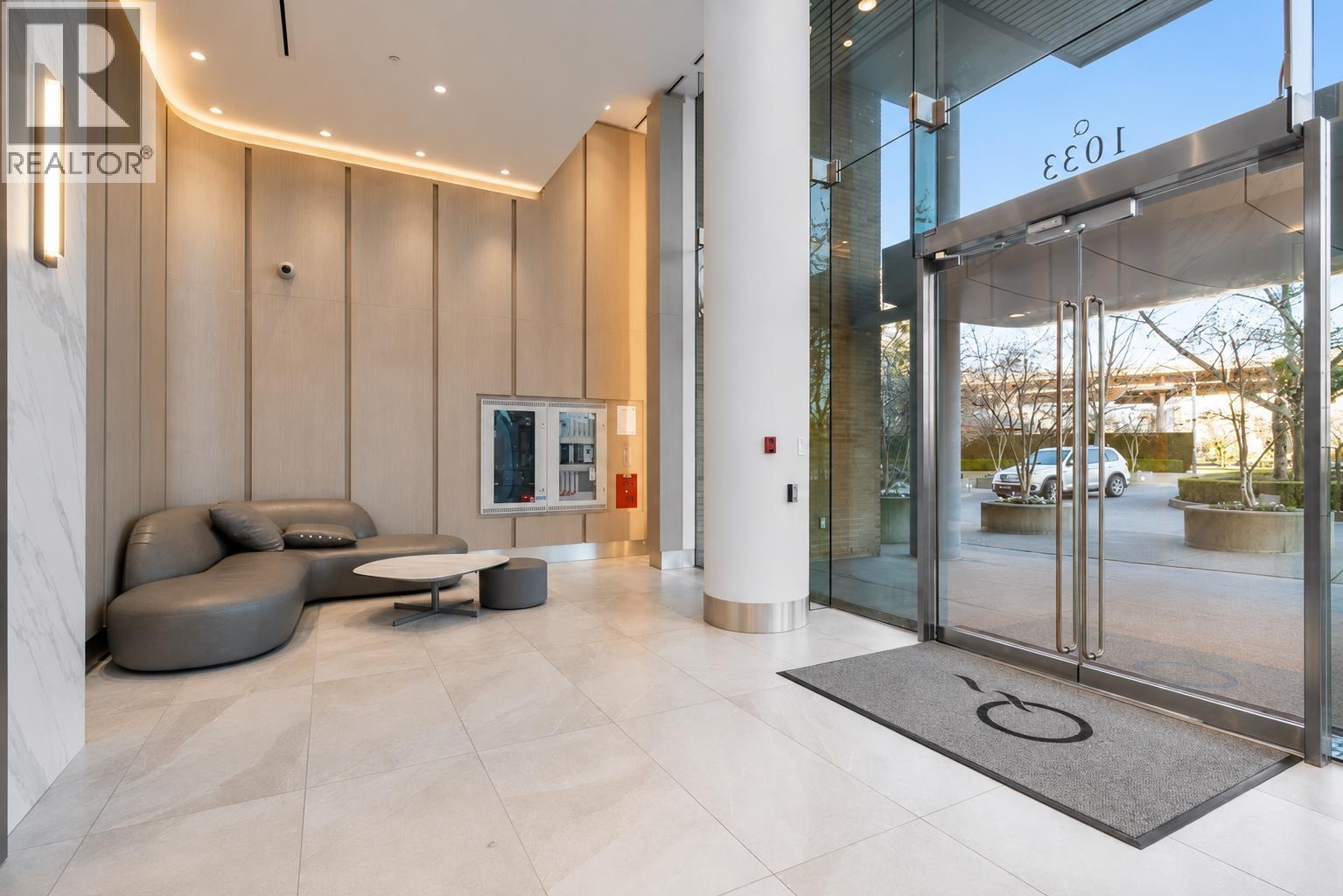 2105 1033 Marinaside Crescent, Vancouver, British Columbia V6Z 3A3 - Photo 4 - R3158757