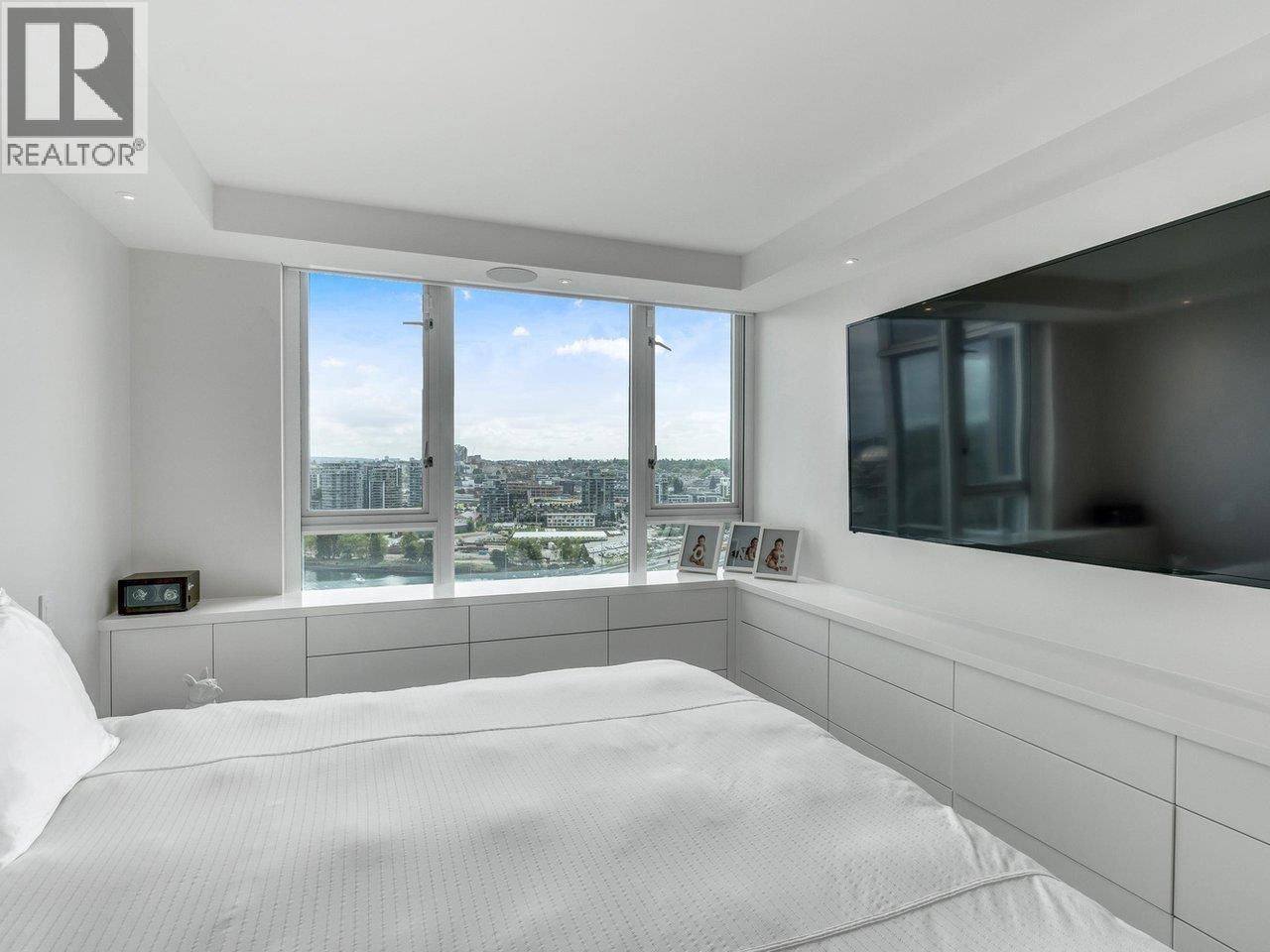 2105 1033 Marinaside Crescent, Vancouver, British Columbia V6Z 3A3 - Photo 25 - R3158757