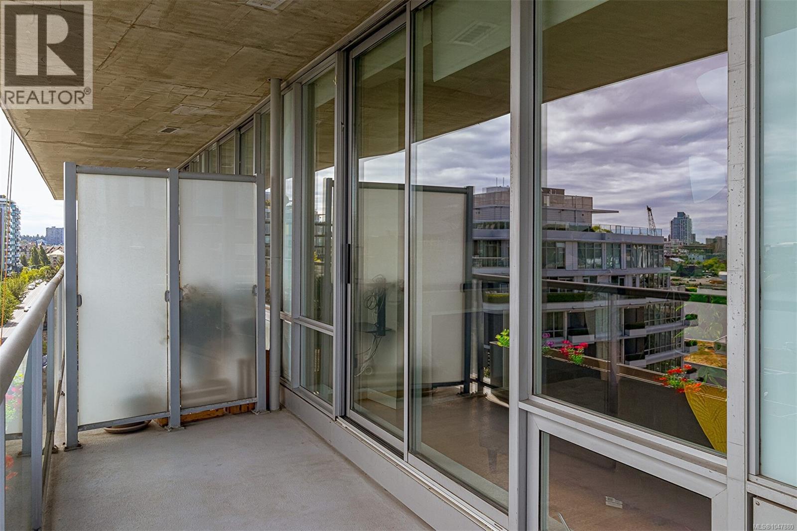 816 160 Wilson St, Victoria, British Columbia  V9A 7P9 - Photo 30 - 1047880