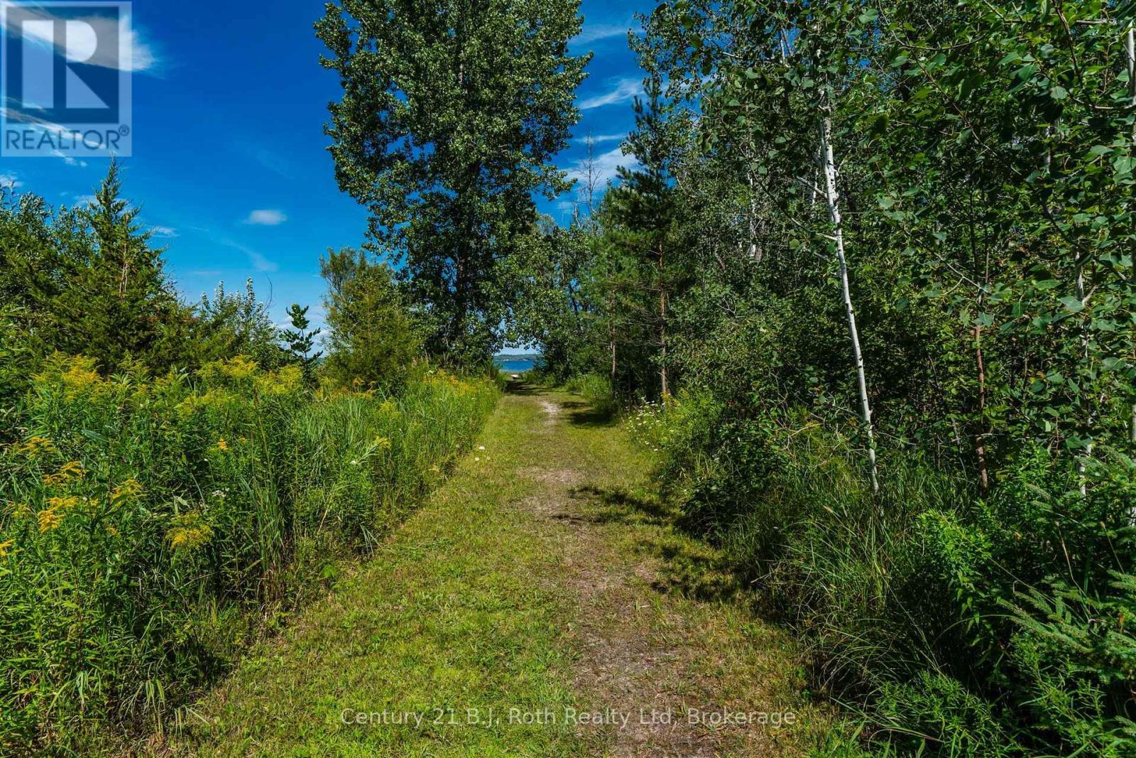 24 Crescent Drive, Tay, Ontario  L0K 2A0 - Photo 5 - S13712734
