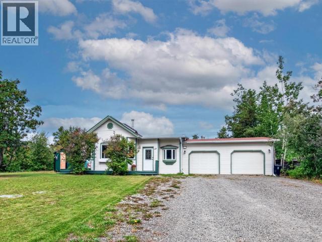 27 12th Avenue, Whitehorse, Yukon Y1A 4J5 - Photo 1 - 17645