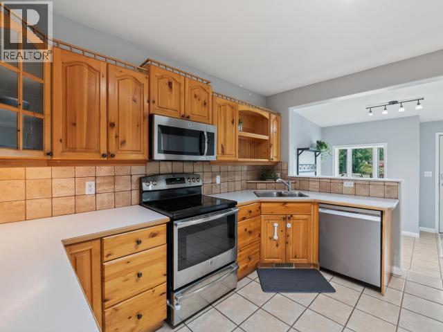 27 12th Avenue, Whitehorse, Yukon Y1A 4J5 - Photo 11 - 17645