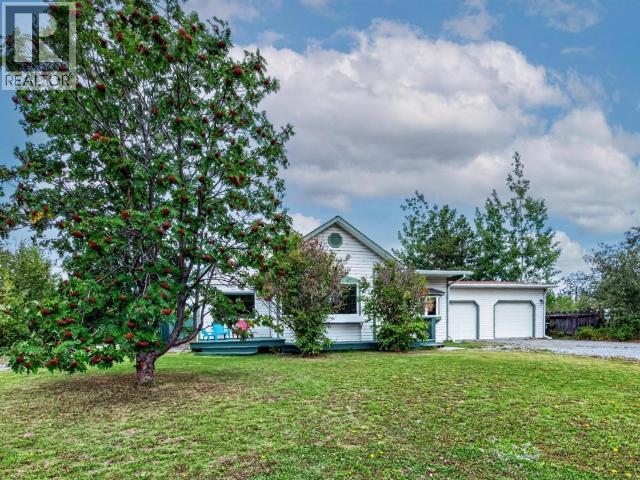 27 12th Avenue, Whitehorse, Yukon Y1A 4J5 - Photo 2 - 17645
