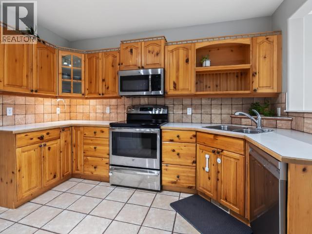 27 12th Avenue, Whitehorse, Yukon Y1A 4J5 - Photo 9 - 17645