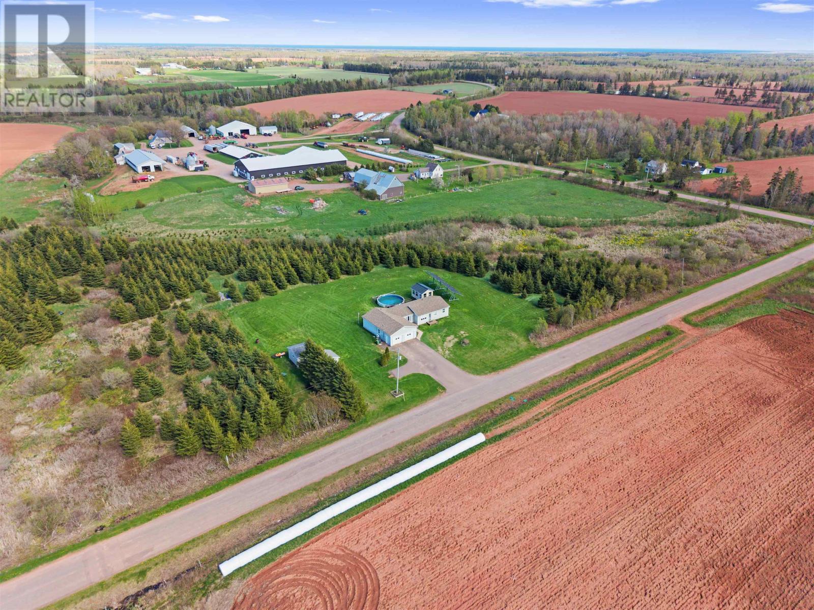 40 Dunbar Road, Alma, Prince Edward Island  C0B 1K0 - Photo 48 - 202621516
