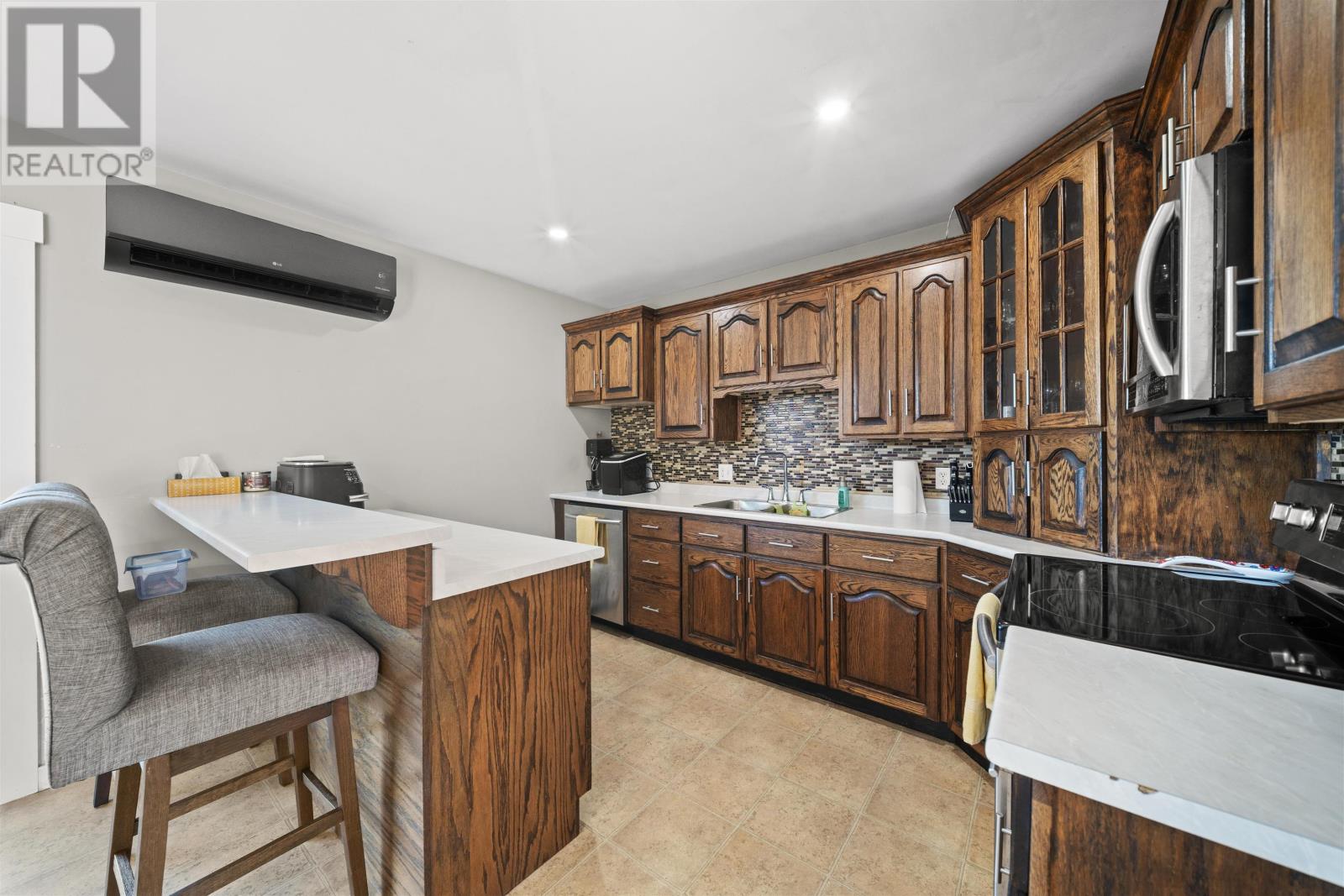 40 Dunbar Road, Alma, Prince Edward Island  C0B 1K0 - Photo 6 - 202621516
