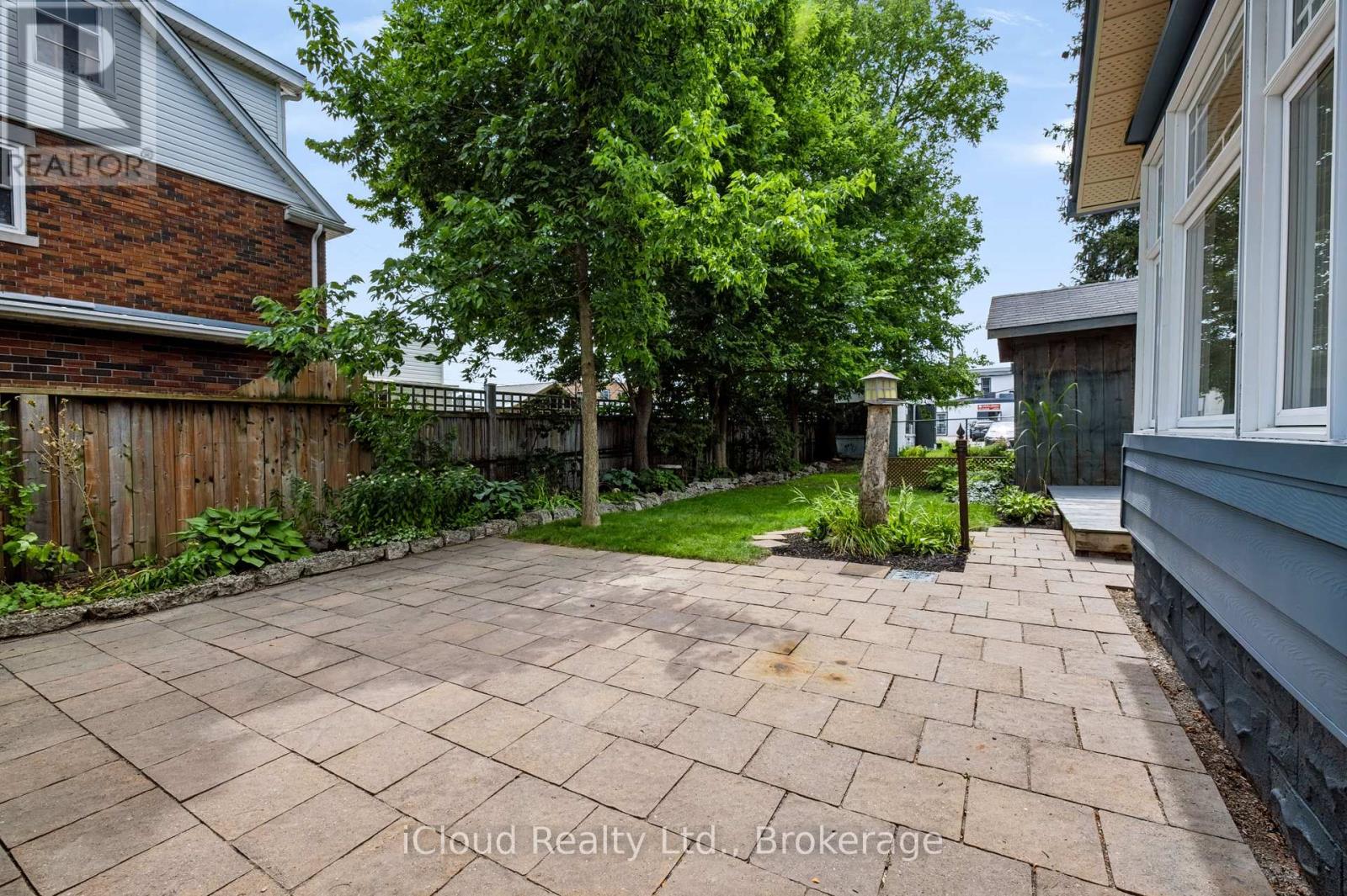 654 Duke Street, Cambridge, Ontario  N3H 3T5 - Photo 4 - X13708178