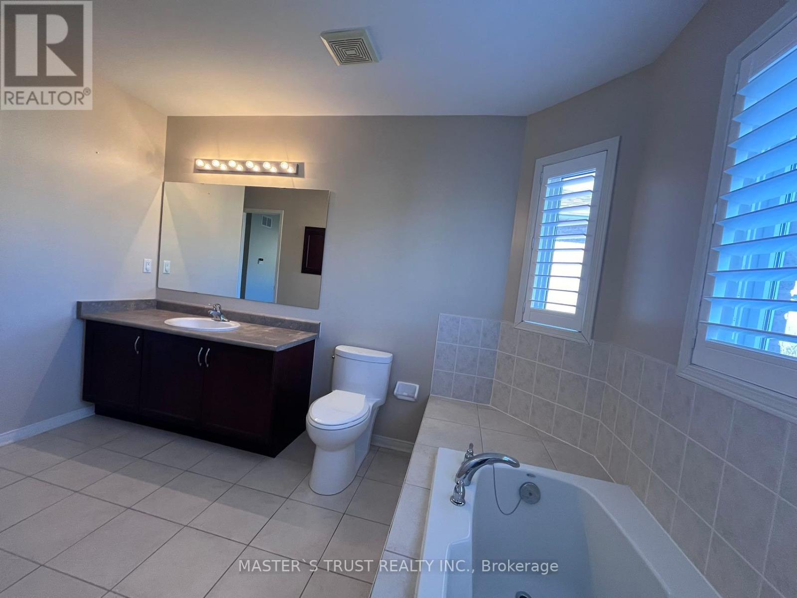 15 Mirando Street, Richmond Hill, Ontario  L4S 2W8 - Photo 19 - N13582406