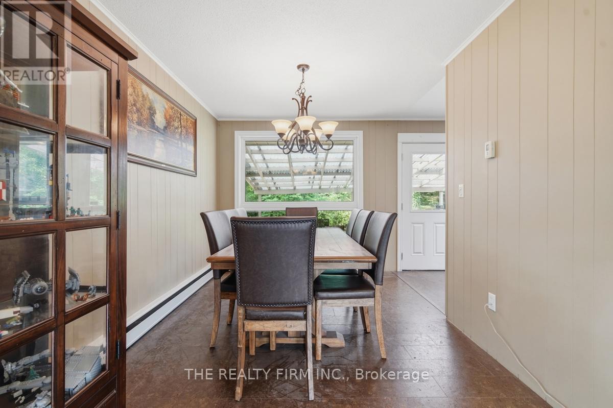 48 Lake Road, Lambton Shores (Grand Bend), Ontario  N0M 1T0 - Photo 21 - X13712698