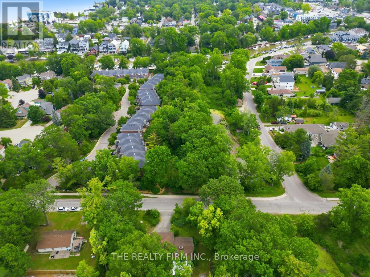 48 Lake Road, Lambton Shores (Grand Bend), Ontario  N0M 1T0 - Photo 3 - X13712698