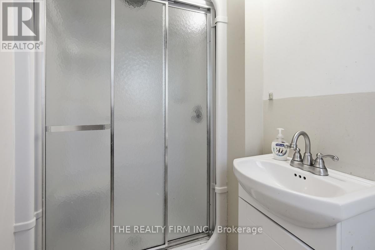 48 Lake Road, Lambton Shores (Grand Bend), Ontario  N0M 1T0 - Photo 37 - X13712698