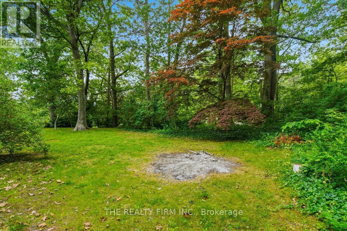 48 Lake Road, Lambton Shores (Grand Bend), Ontario  N0M 1T0 - Photo 48 - X13712698