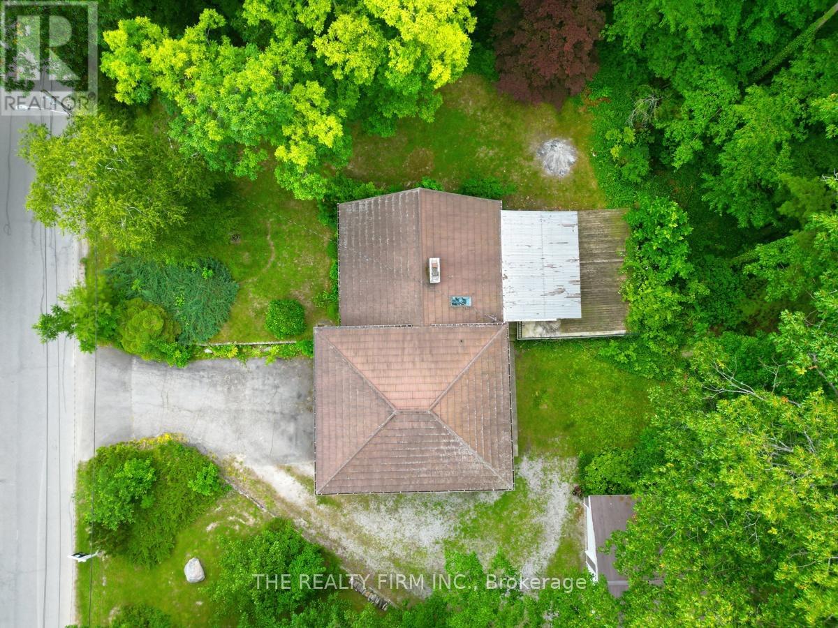 48 Lake Road, Lambton Shores (Grand Bend), Ontario  N0M 1T0 - Photo 8 - X13712698