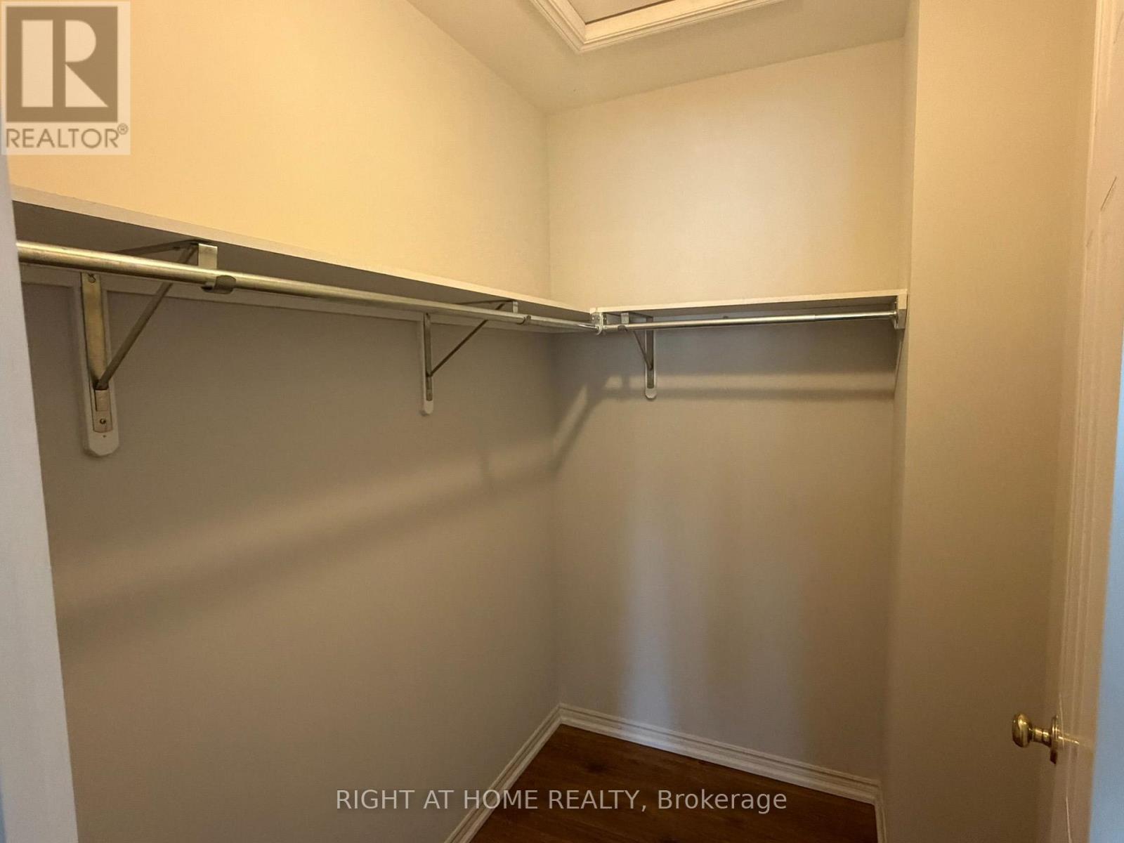 1004 Aldersbrook Road, London North (North I), Ontario  N6G 4N5 - Photo 32 - X13712784