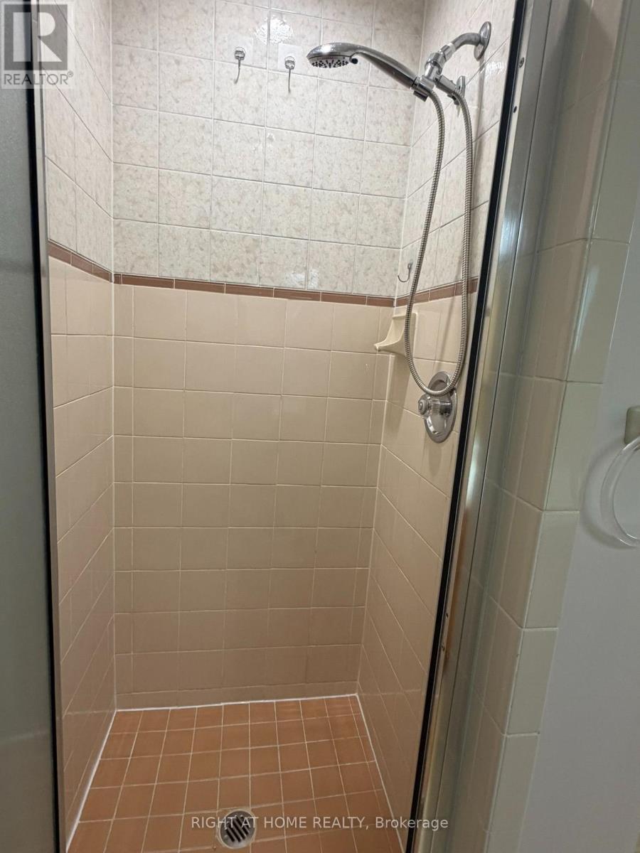 1004 Aldersbrook Road, London North (North I), Ontario  N6G 4N5 - Photo 36 - X13712784
