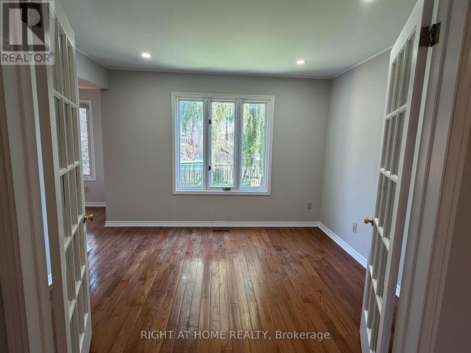 1004 Aldersbrook Road, London North (North I), Ontario  N6G 4N5 - Photo 7 - X13712784