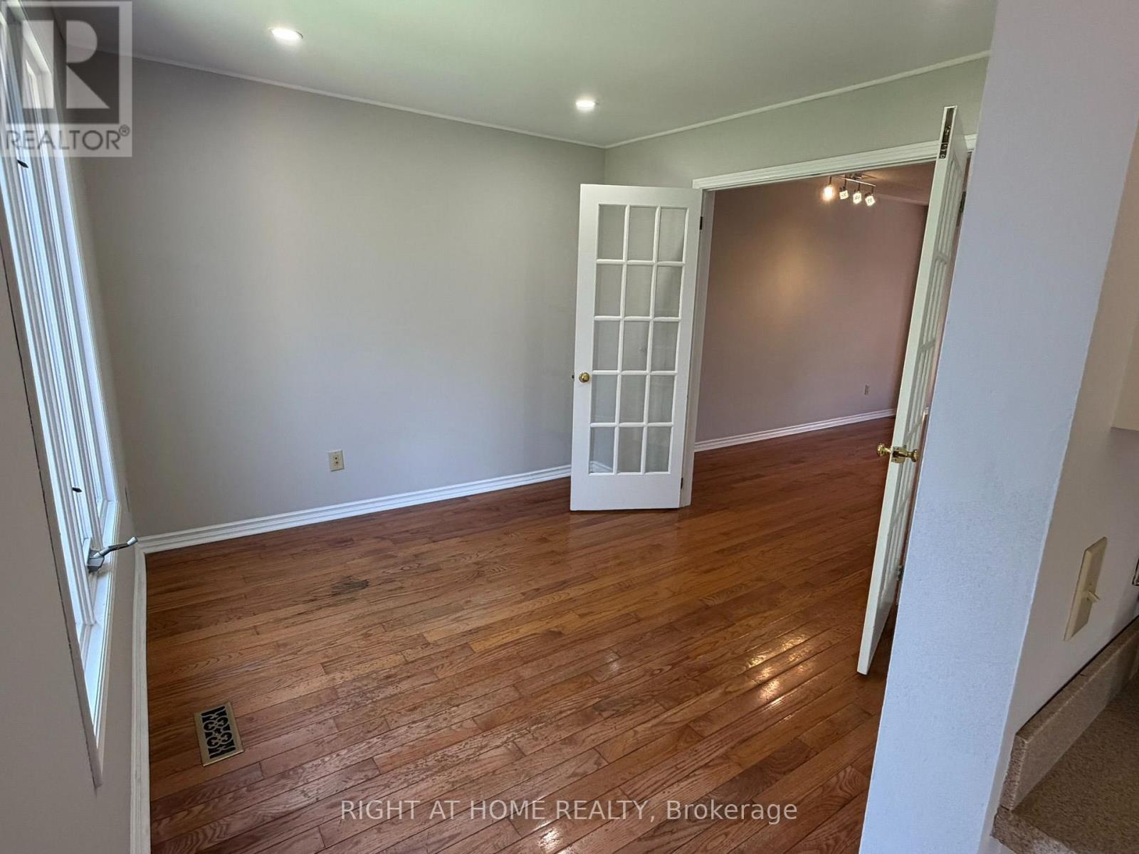 1004 Aldersbrook Road, London North (North I), Ontario  N6G 4N5 - Photo 8 - X13712784