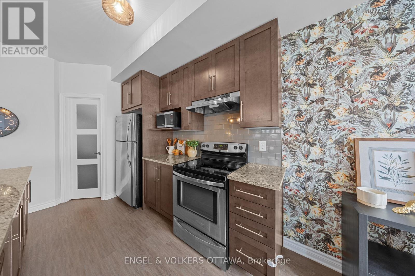 825 Loosestrife Way, Ottawa, Ontario  K1T 0L8 - Photo 12 - X13712742