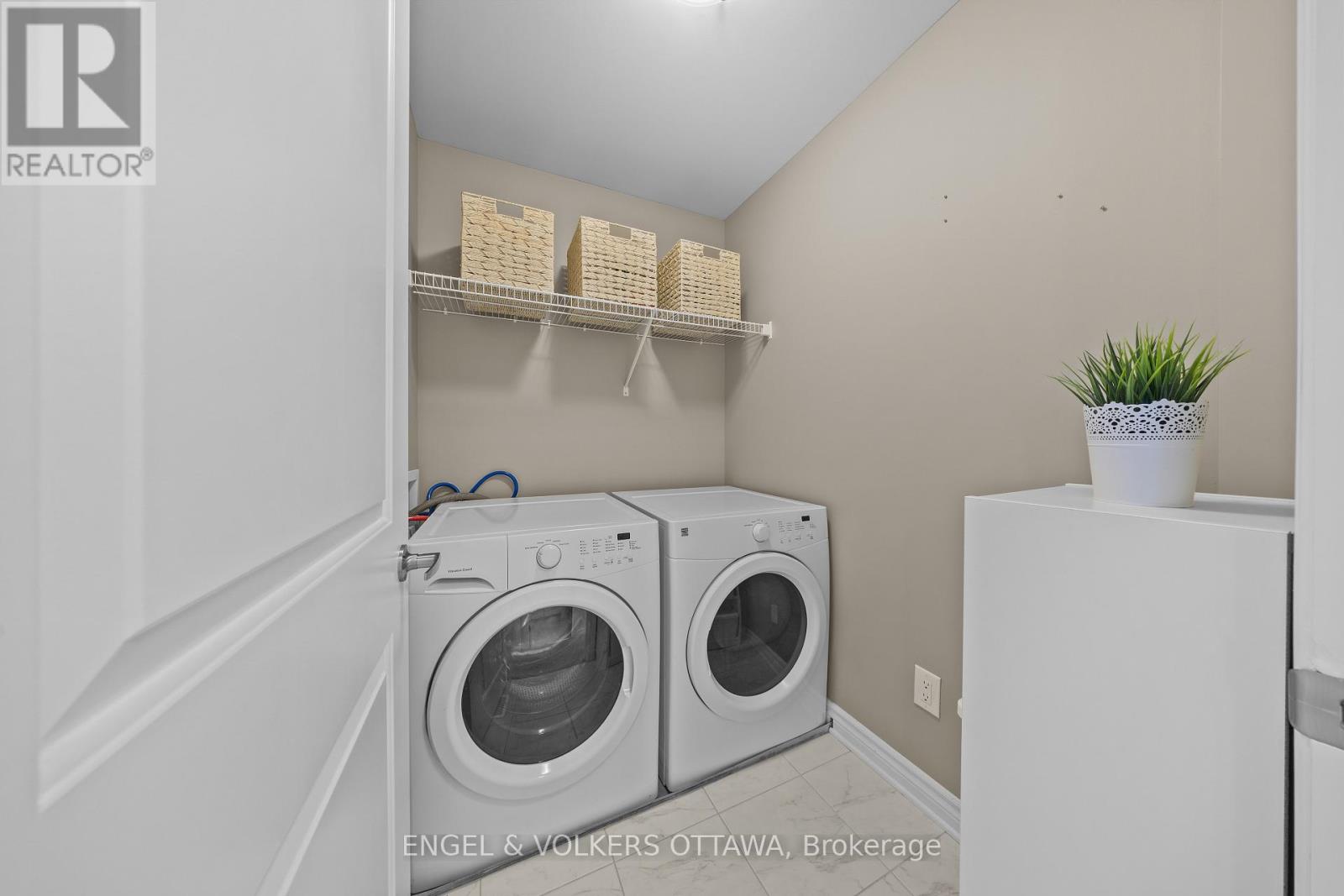 825 Loosestrife Way, Ottawa, Ontario  K1T 0L8 - Photo 30 - X13712742