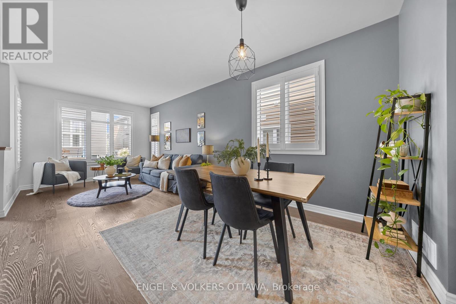 825 Loosestrife Way, Ottawa, Ontario  K1T 0L8 - Photo 5 - X13712742
