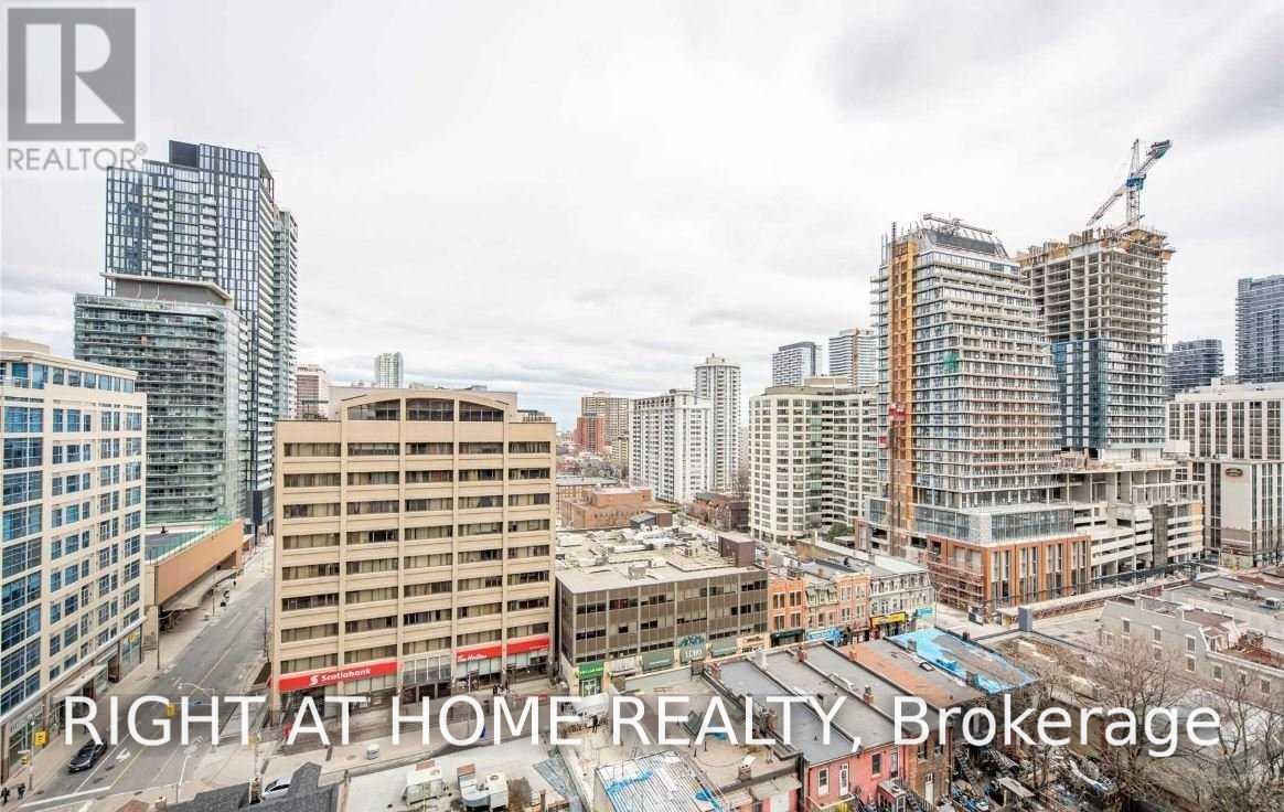 1112 - 11 Wellesley Street W, Toronto, Ontario  M4Y 0G4 - Photo 2 - C13712706