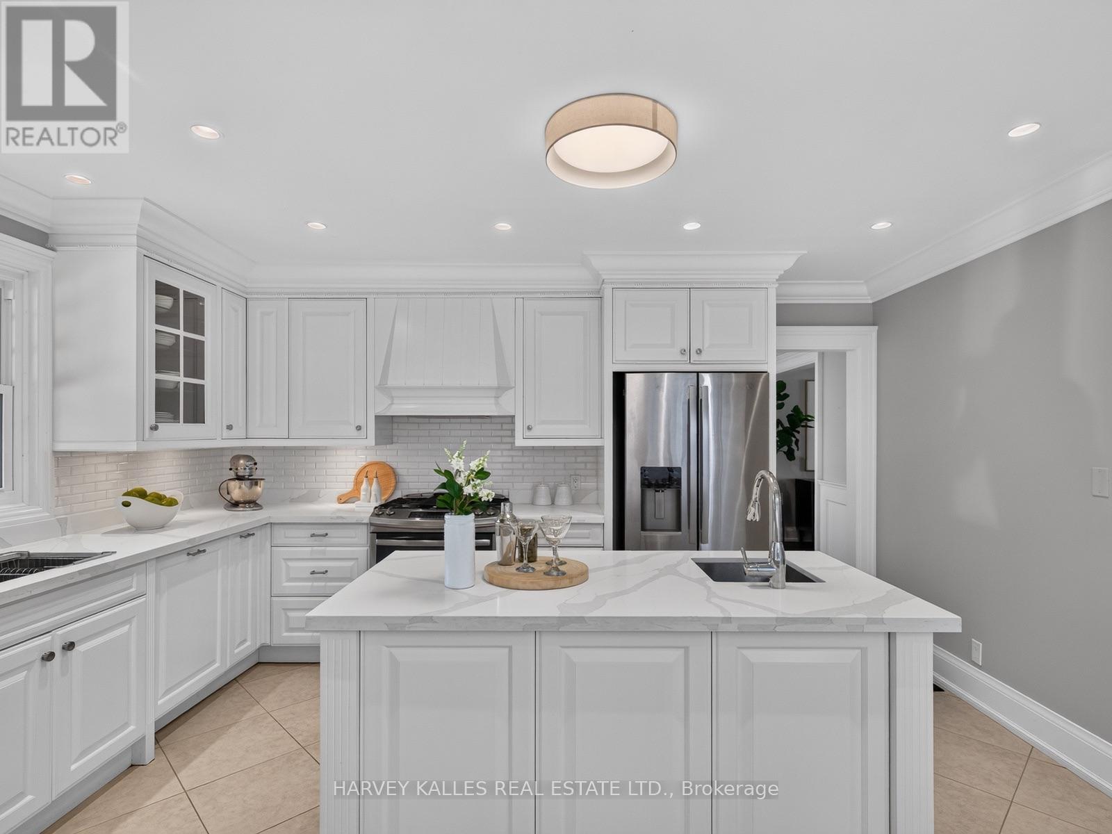 107 Stratford Crescent, Toronto, Ontario  M4N 1C7 - Photo 16 - C13712710
