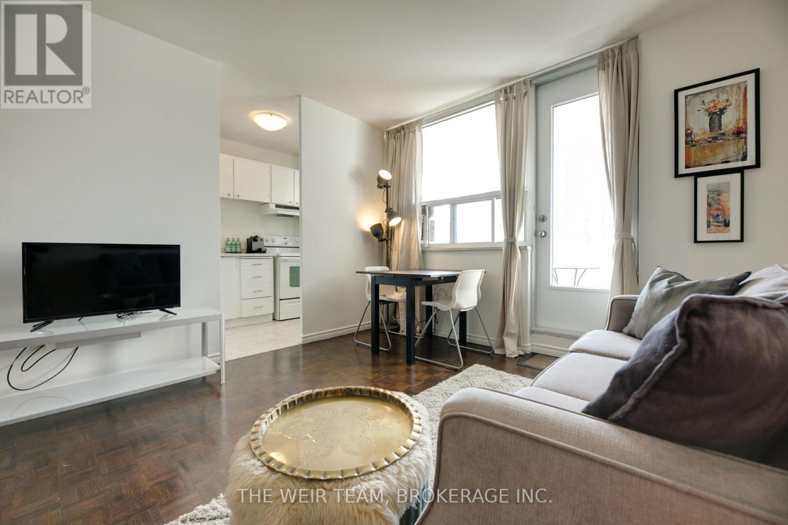 905 - 40 Homewood Avenue, Toronto, Ontario  M4Y 2K2 - Photo 10 - C13712732