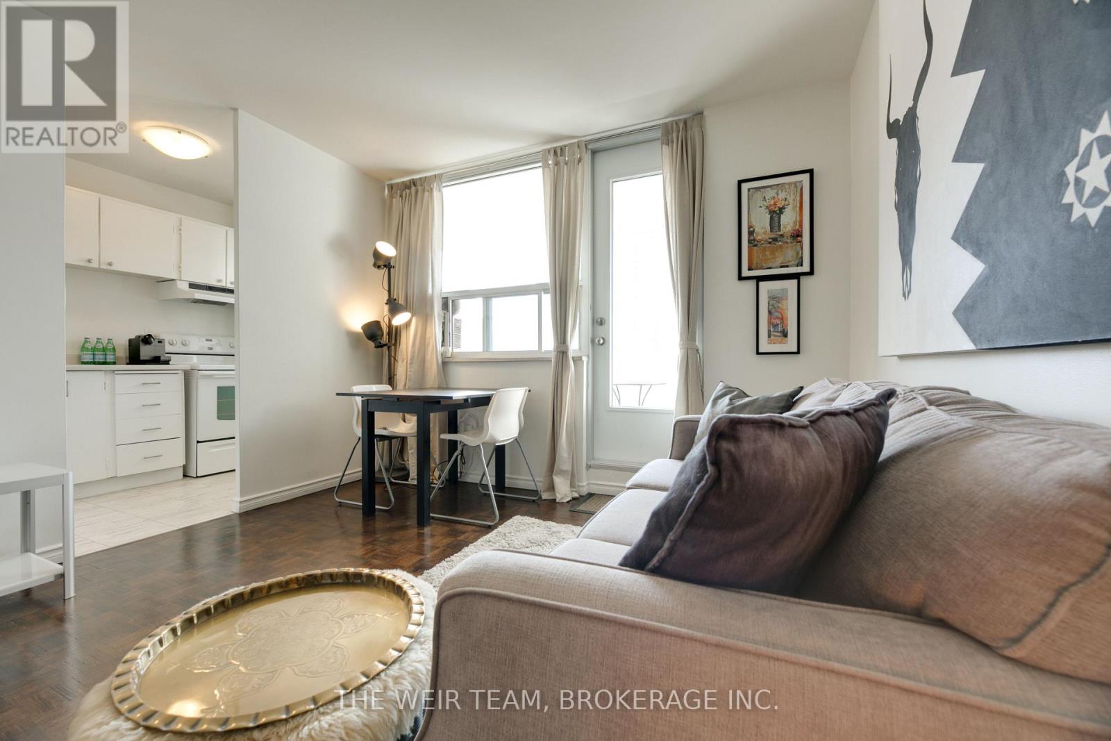 905 - 40 Homewood Avenue, Toronto, Ontario  M4Y 2K2 - Photo 11 - C13712732