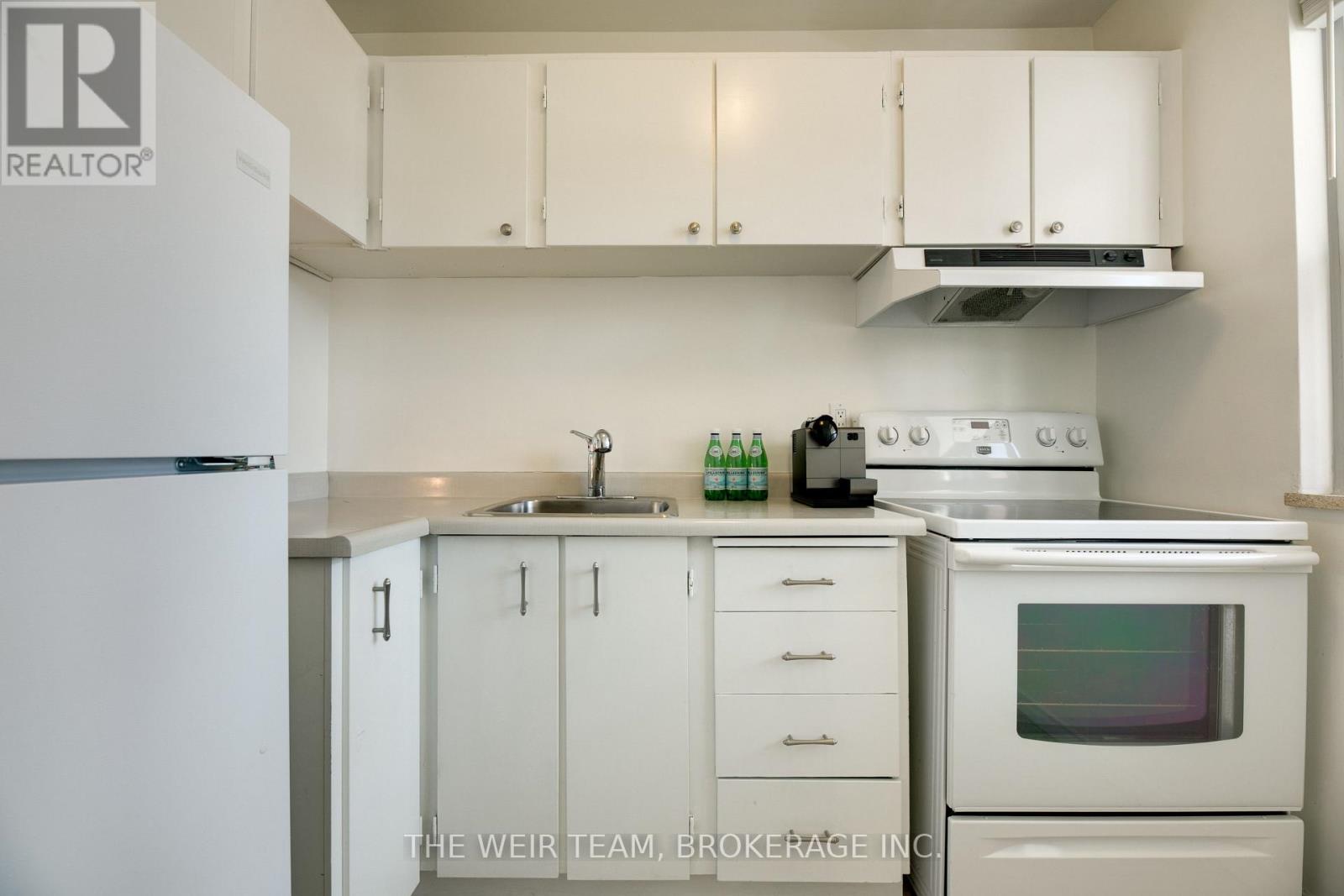 905 - 40 Homewood Avenue, Toronto, Ontario  M4Y 2K2 - Photo 19 - C13712732