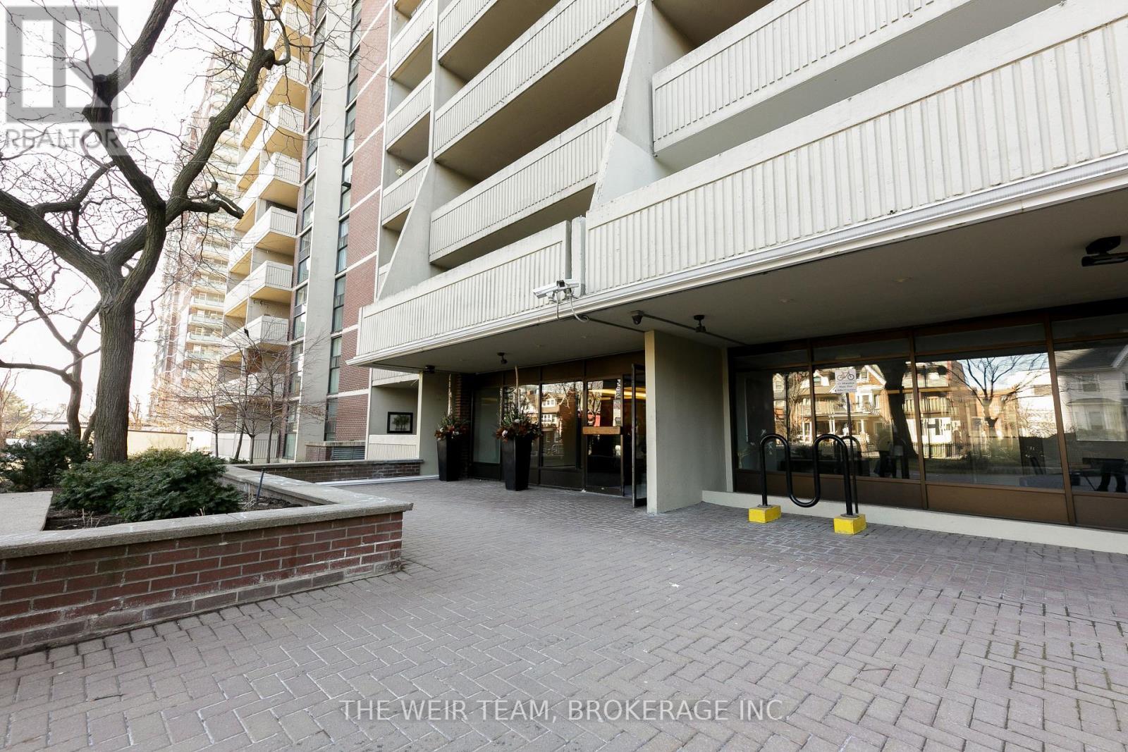 905 - 40 Homewood Avenue, Toronto, Ontario  M4Y 2K2 - Photo 32 - C13712732
