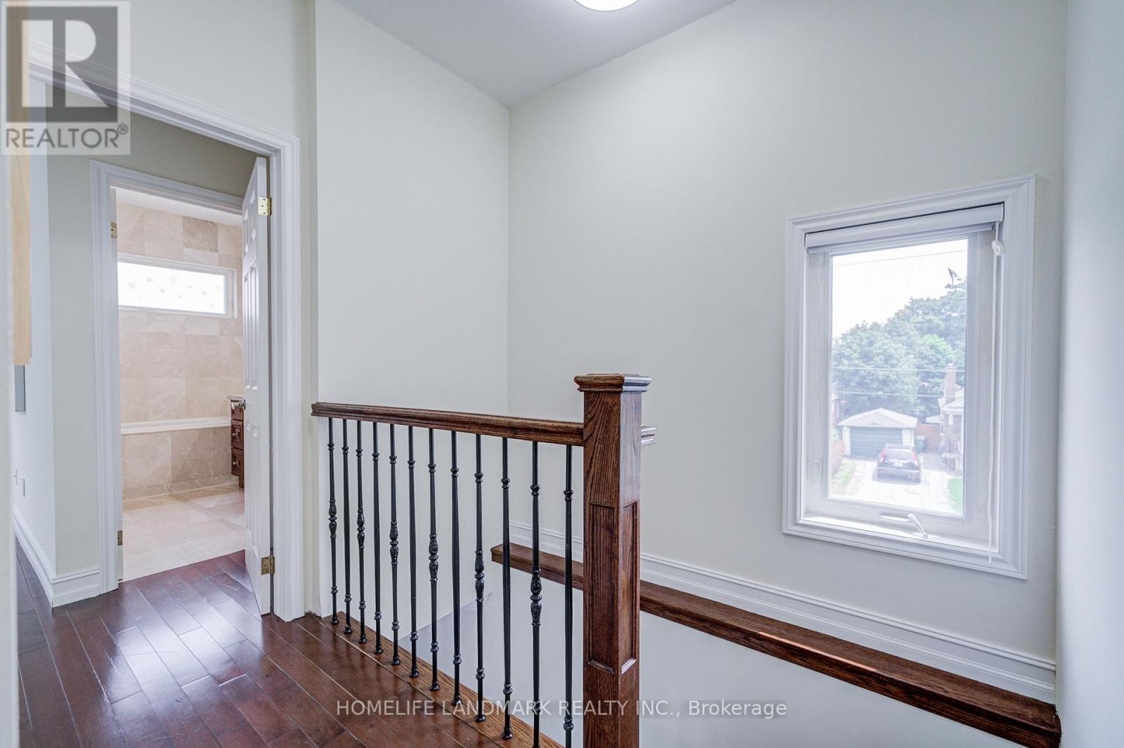 964 Pharmacy Avenue, Toronto, Ontario  M1R 2G6 - Photo 16 - E13712684