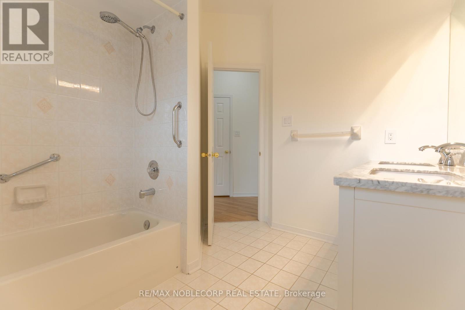 28 Opera Place, Vaughan, Ontario  L4L 8Y8 - Photo 27 - N13712762