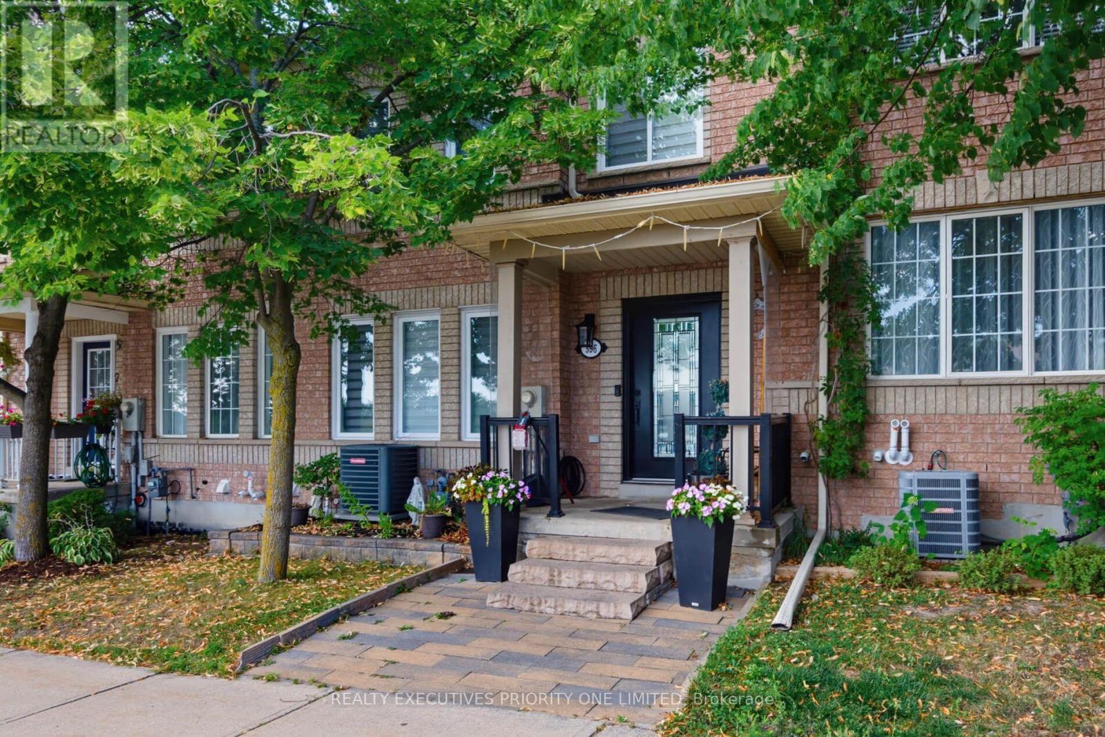 596 NAPA VALLEY AVENUE, Vaughan, Ontario