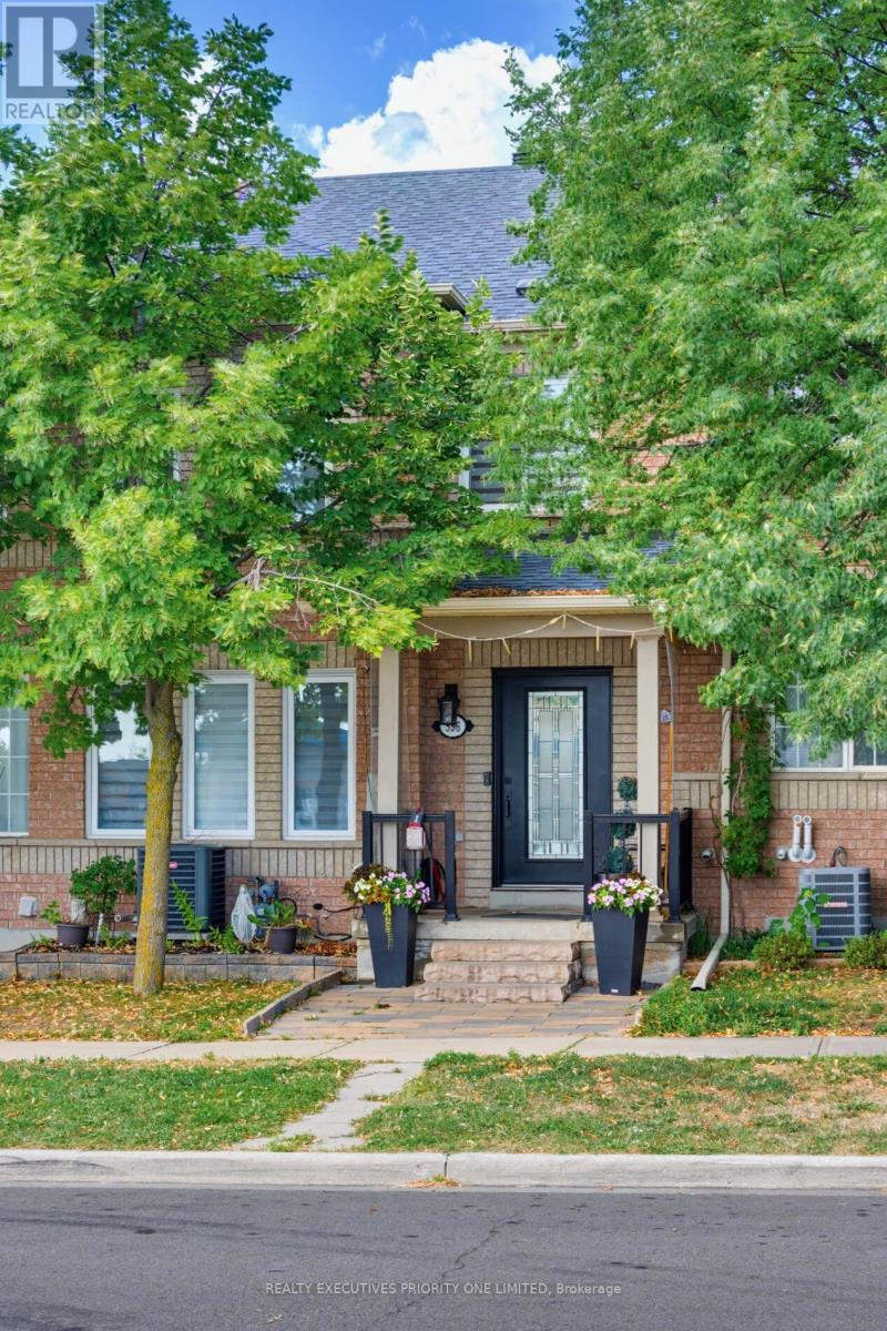 596 Napa Valley Avenue, Vaughan, Ontario  L4H 1R1 - Photo 3 - N13712780