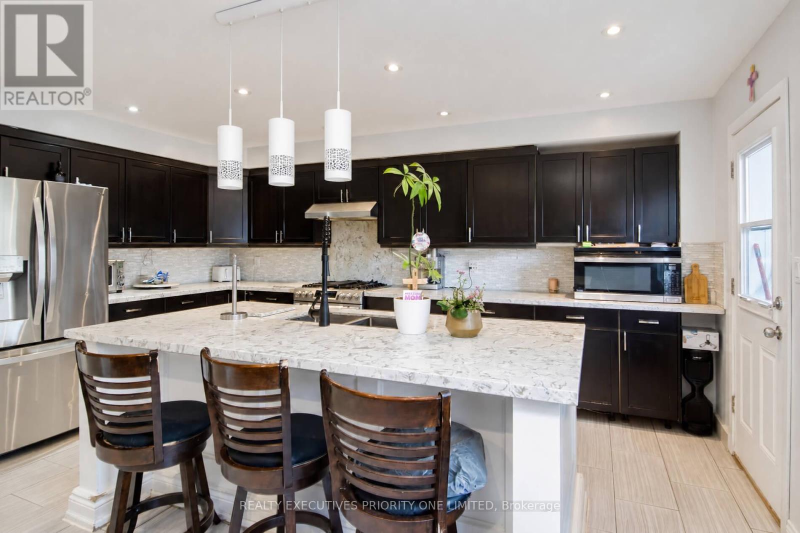 596 Napa Valley Avenue, Vaughan, Ontario  L4H 1R1 - Photo 7 - N13712780