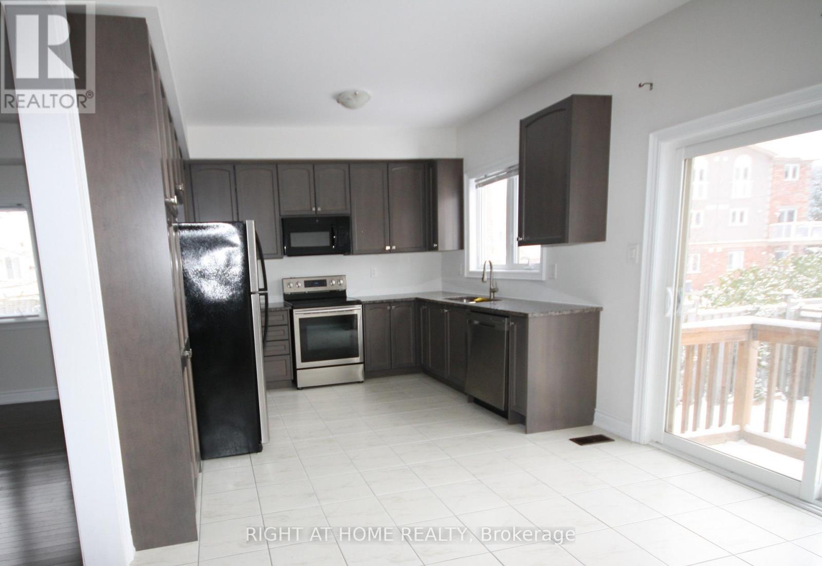 66 White Crescent, Barrie (Holly), Ontario  L4N 5Z9 - Photo 8 - S13712736