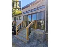 22220 CHARING CROSS Road Unit# 30, Chatham, Ontario