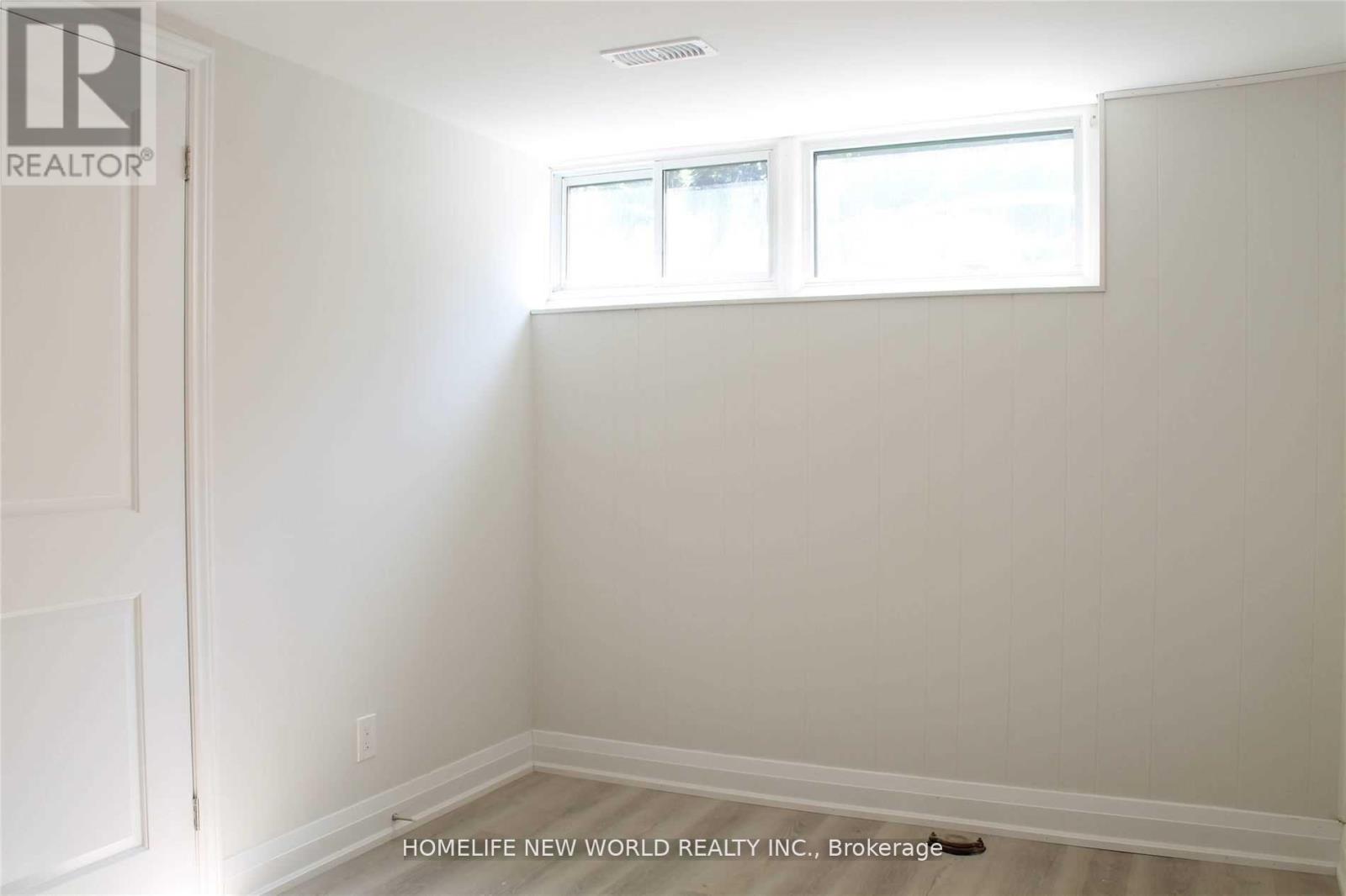 Lower - 43 Blaketon Road, Toronto, Ontario  M9B 4W4 - Photo 11 - W13712722