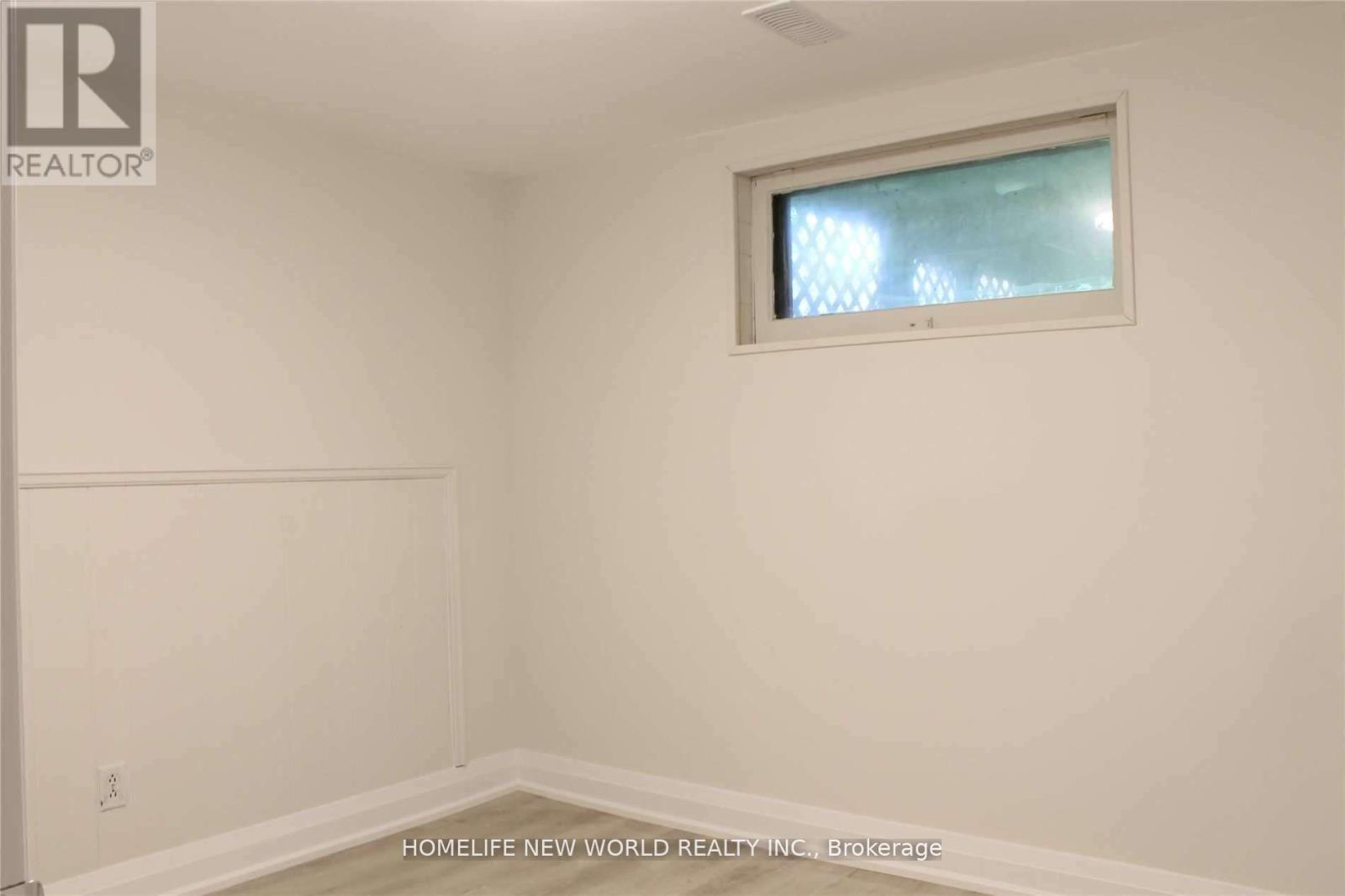 Lower - 43 Blaketon Road, Toronto, Ontario  M9B 4W4 - Photo 13 - W13712722