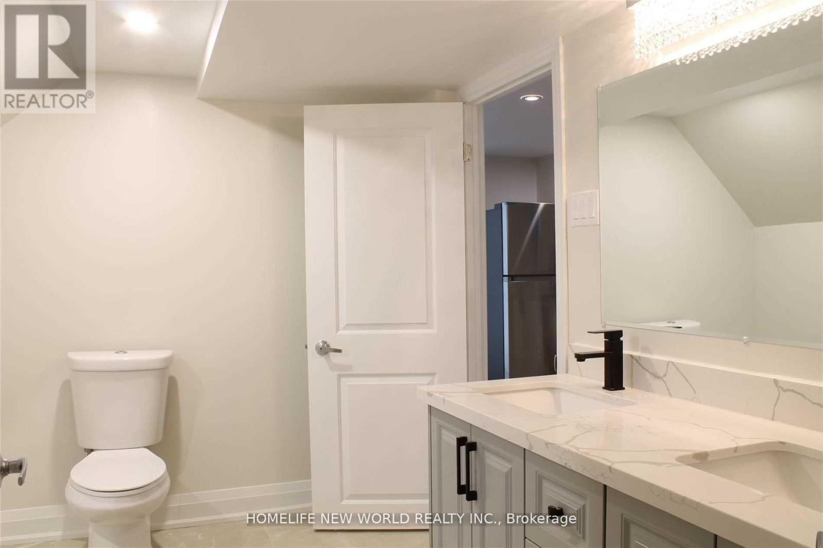 Lower - 43 Blaketon Road, Toronto, Ontario  M9B 4W4 - Photo 6 - W13712722
