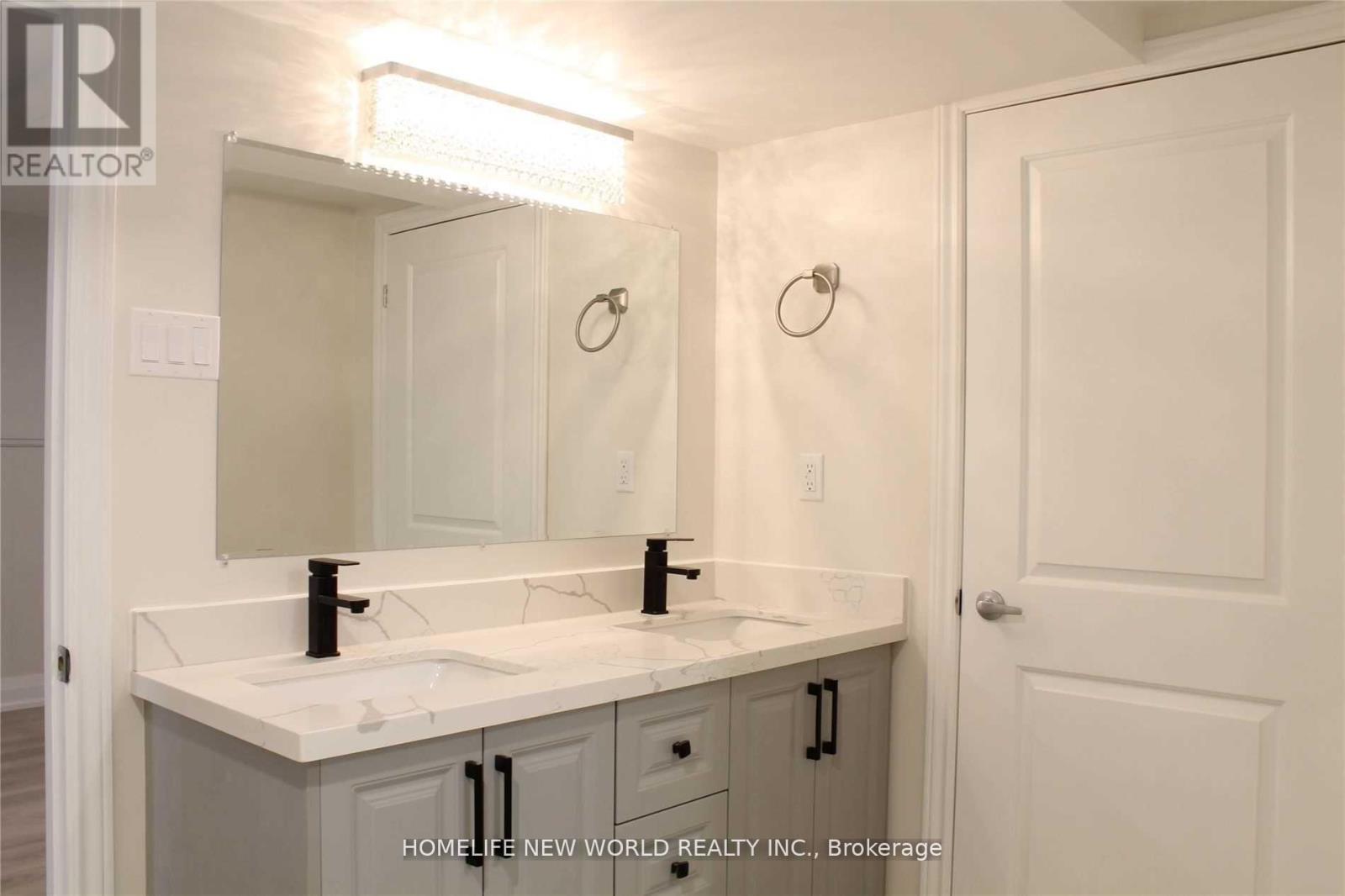 Lower - 43 Blaketon Road, Toronto, Ontario  M9B 4W4 - Photo 8 - W13712722