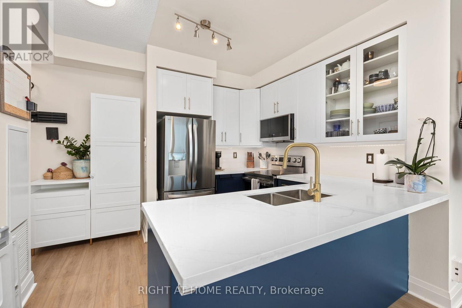 815 - 1185 The Queensway, Toronto, Ontario  M8Z 0C6 - Photo 15 - W13712776