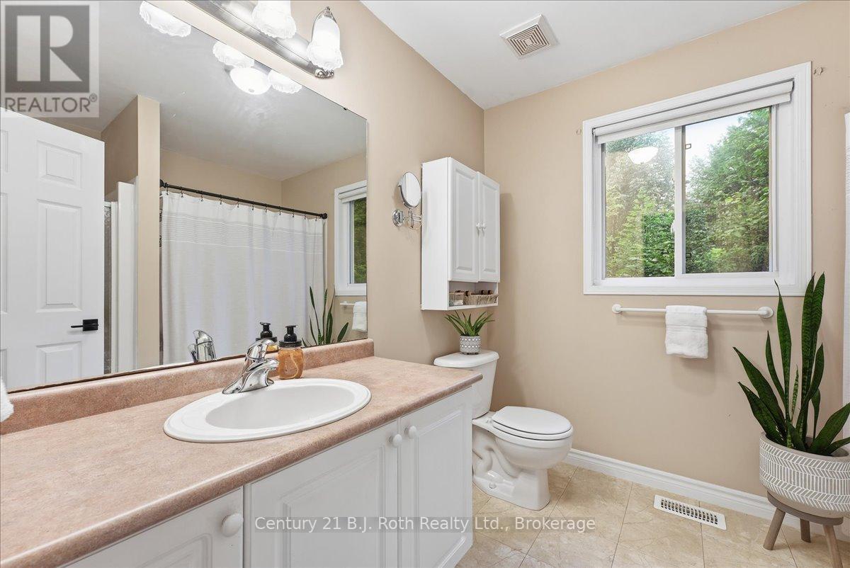 1439 Chapman Road, Penetanguishene, Ontario  L9M 2B2 - Photo 27 - S13595034