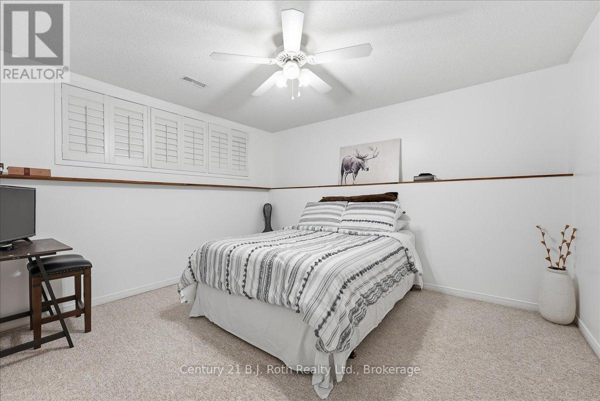 1439 Chapman Road, Penetanguishene, Ontario  L9M 2B2 - Photo 32 - S13595034