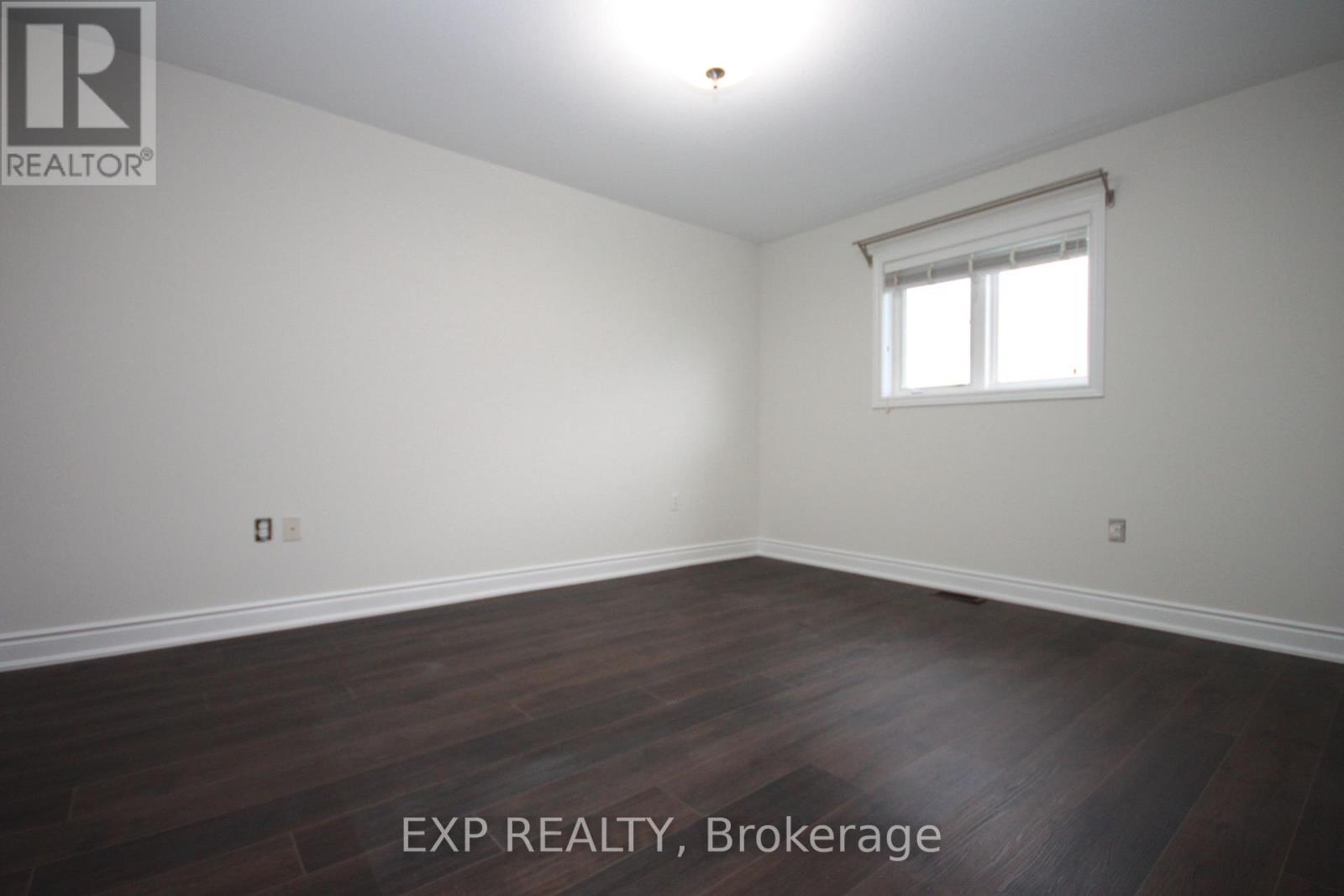 22 Geranium Avenue N, Hamilton, Ontario  L0R 1P0 - Photo 10 - X13712674