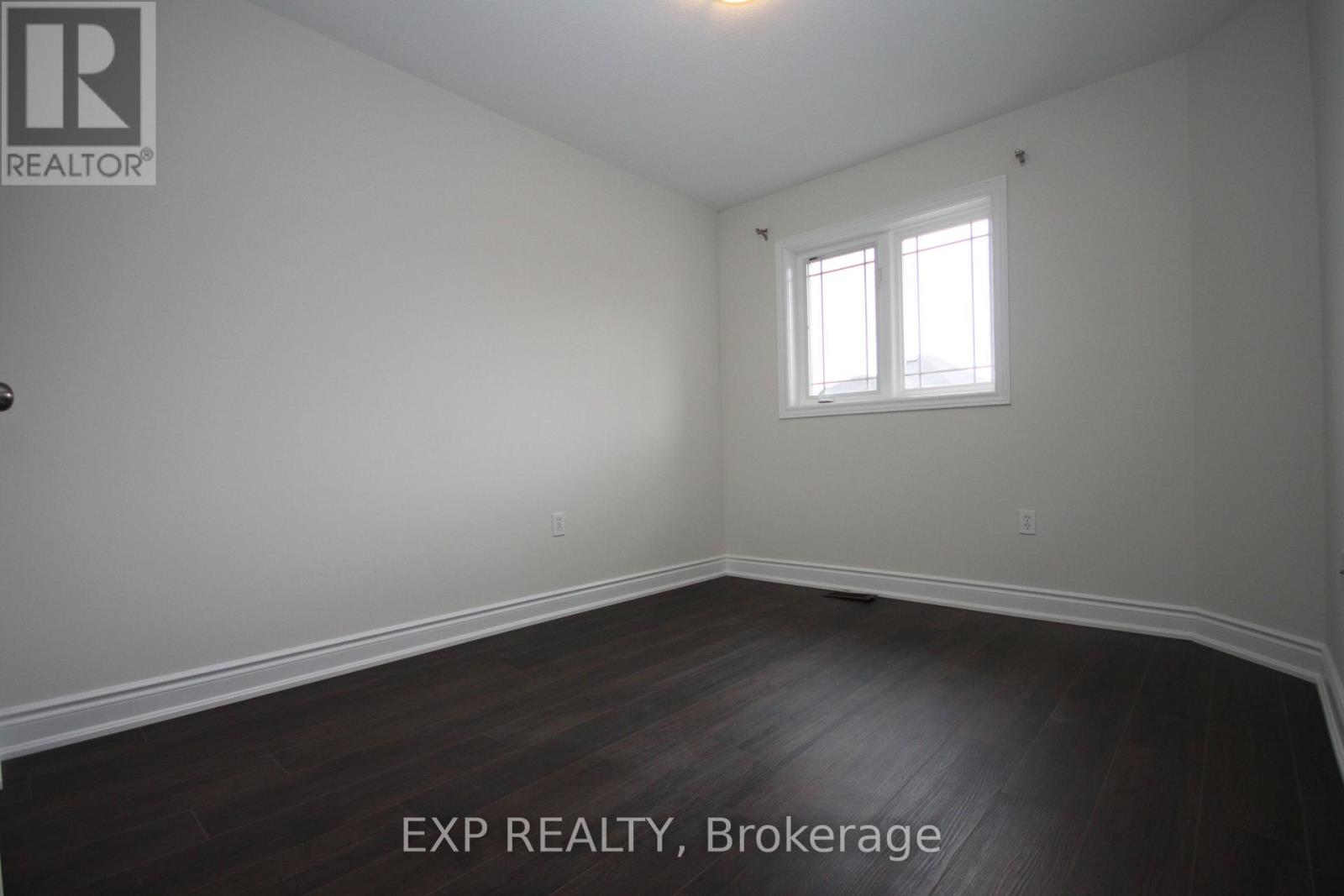 22 Geranium Avenue N, Hamilton, Ontario  L0R 1P0 - Photo 12 - X13712674