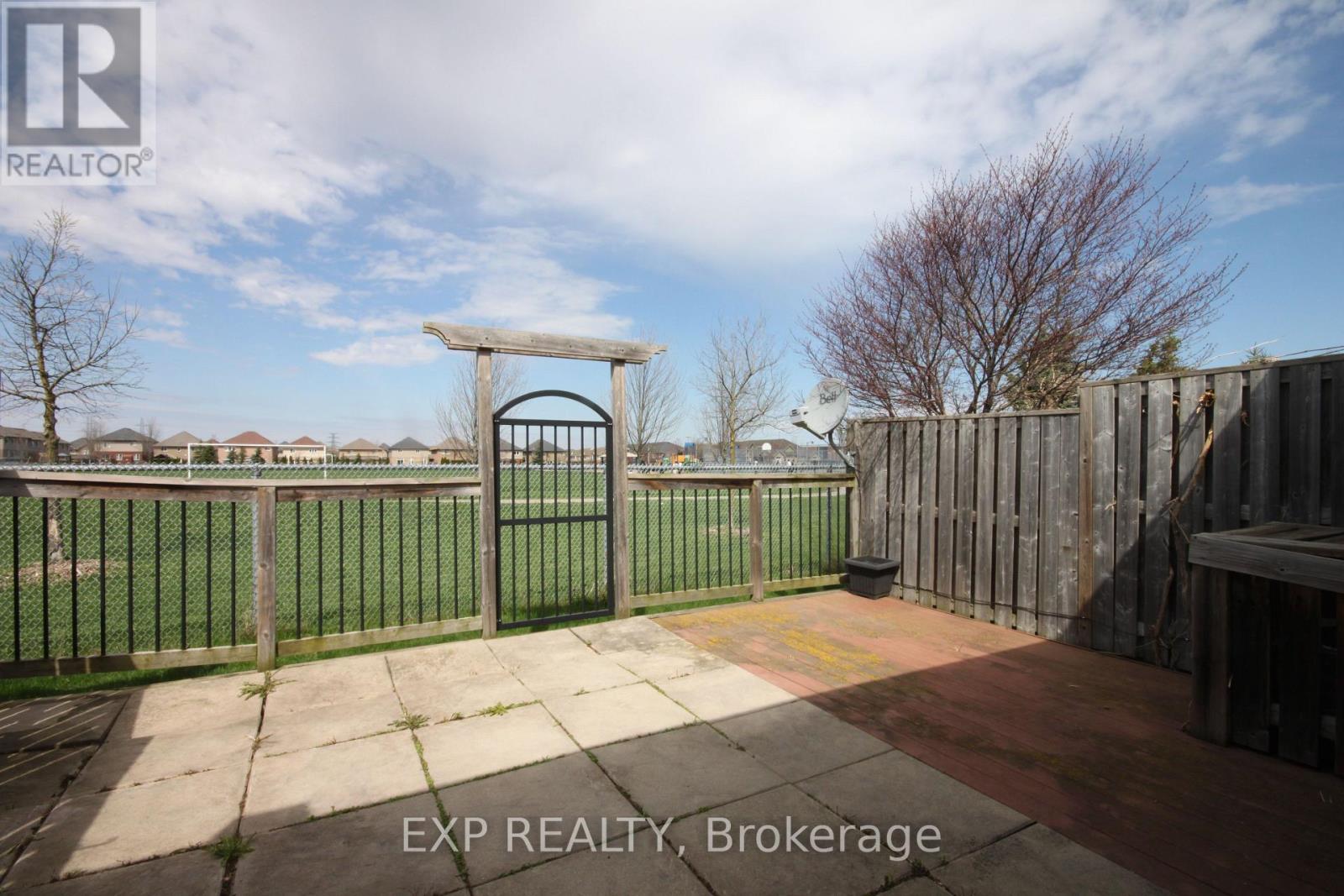 22 Geranium Avenue N, Hamilton, Ontario  L0R 1P0 - Photo 16 - X13712674